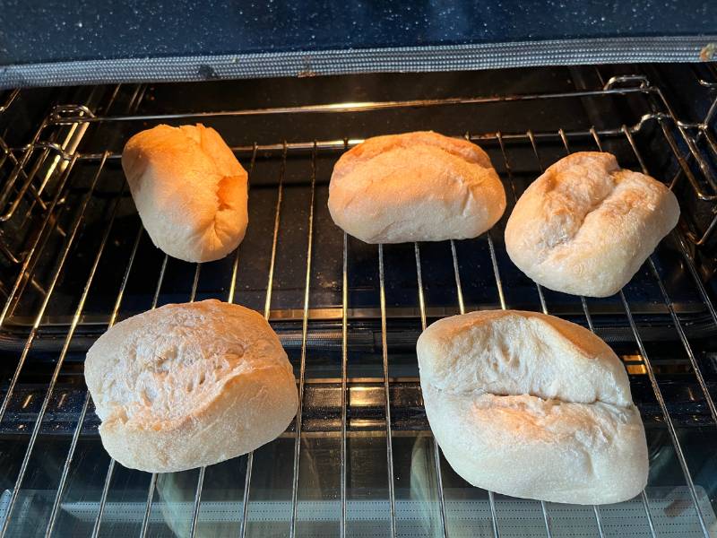1 von 12 - 12 von 12 April 2025 - Brötchen