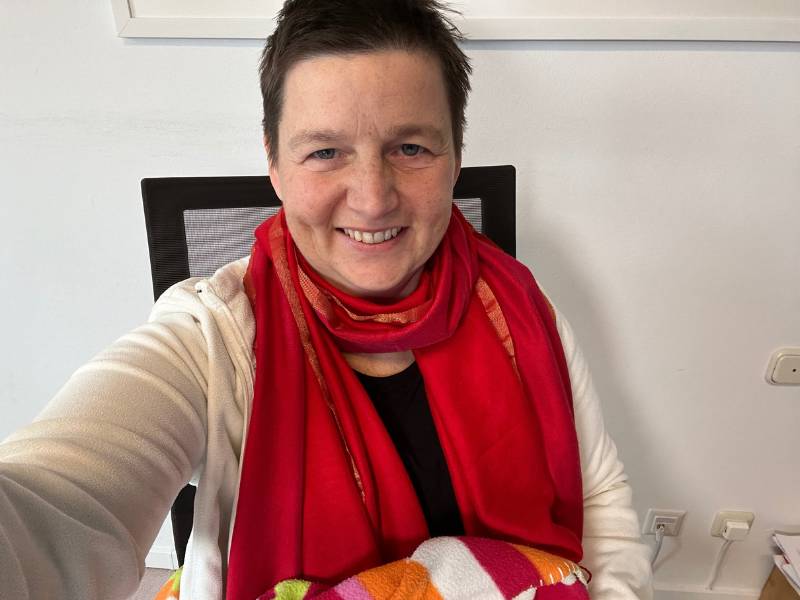 12 von 12 Januar 2024 - 6 von 12 Danielle Berg bei der Arbeit