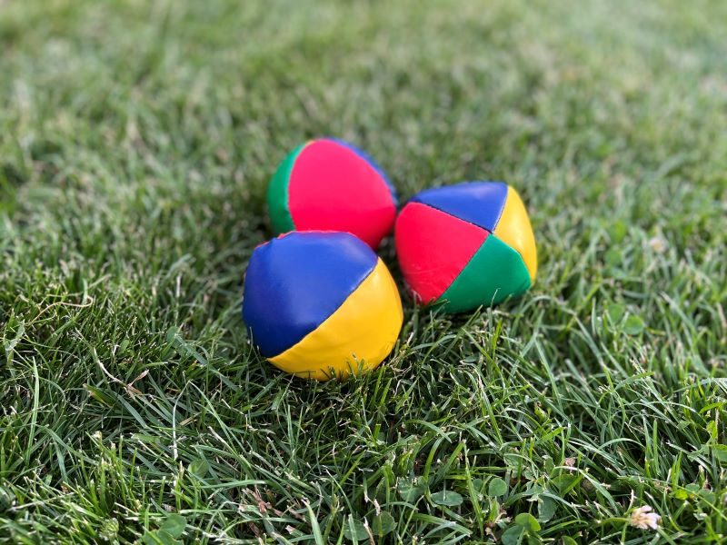 12 von 12 im Juli: Ballwerfen üben