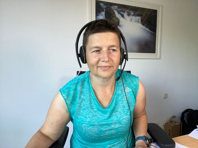 12 von 12 September 2023 - 5 von 12 Meetingmarathon - Danielle Berg mit Headset