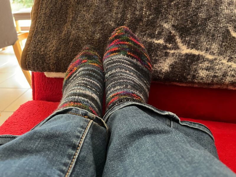 12 von 12 September 2024 - 9 von 12 - Wollsocken