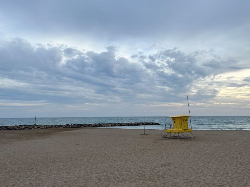 Monatsrückblick Oktober 2022: Strand in Sitges