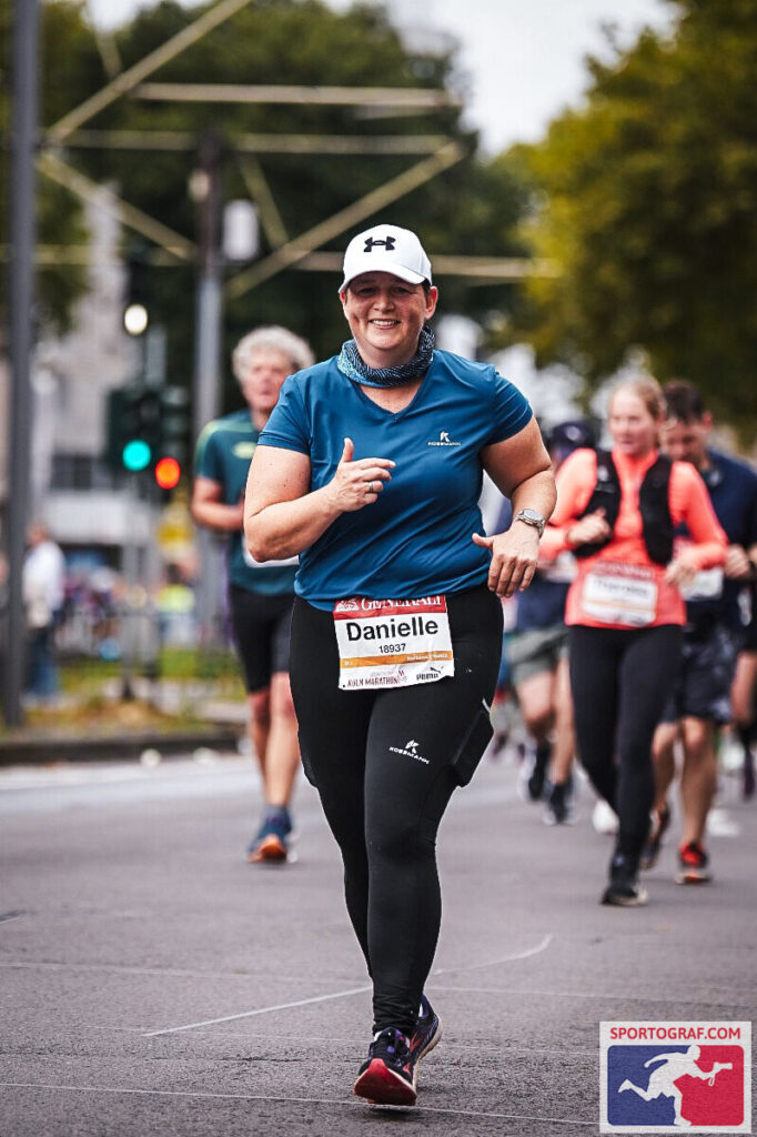 Danielle Berg - beim Köln Halbmarathon 2025 // Foto: Sportograf.com