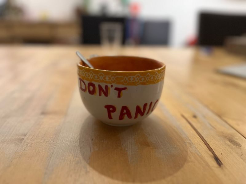Tasse "Don't Panic"