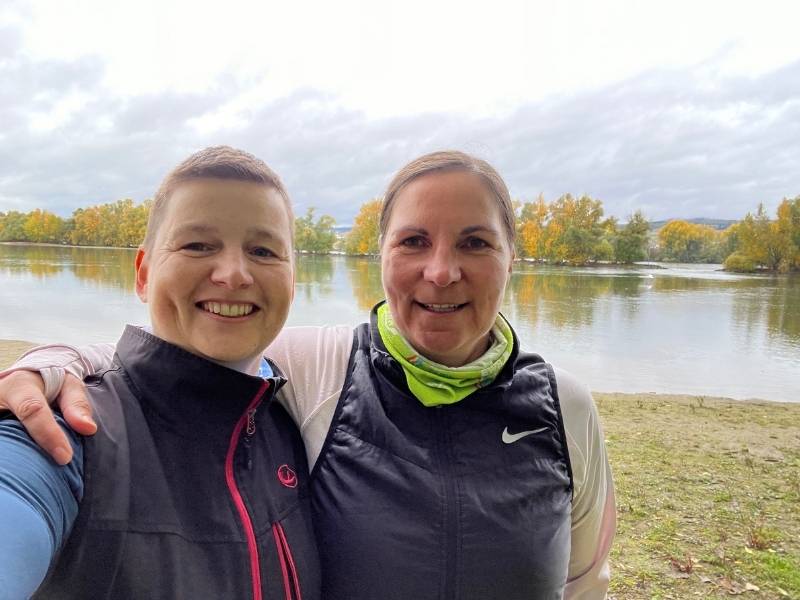 Best Lauf-Buddy und beste Trainerin Annett Boller und ich, Danielle Berg