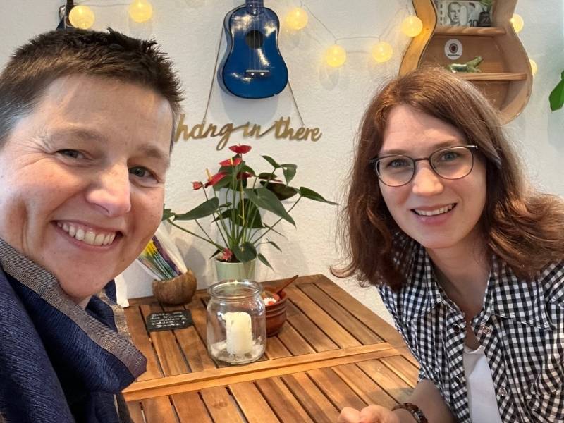Live-Treffen - Jennifer Kisner und Danielle Berg